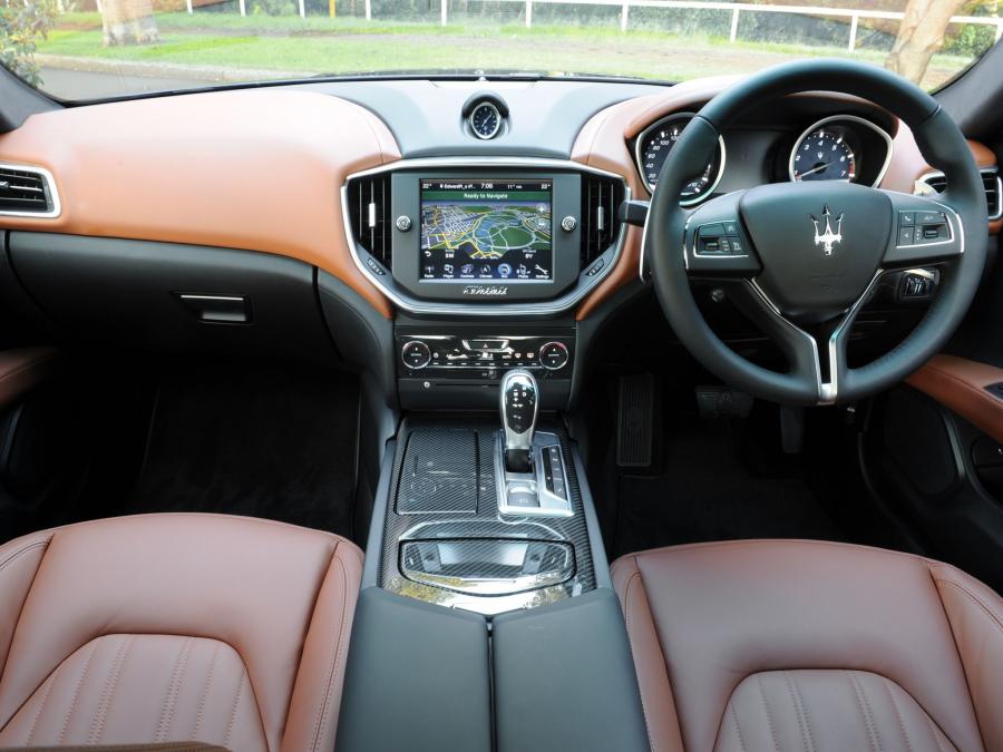  Maserati Ghibli 2014 года  (AU) (фото 9 из 14)